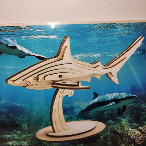 NEW 3D Wooden Shark Puzzle Sea Animal Model Kit STEM Crafts DIY Brain Teaser - Picture 4 of 7